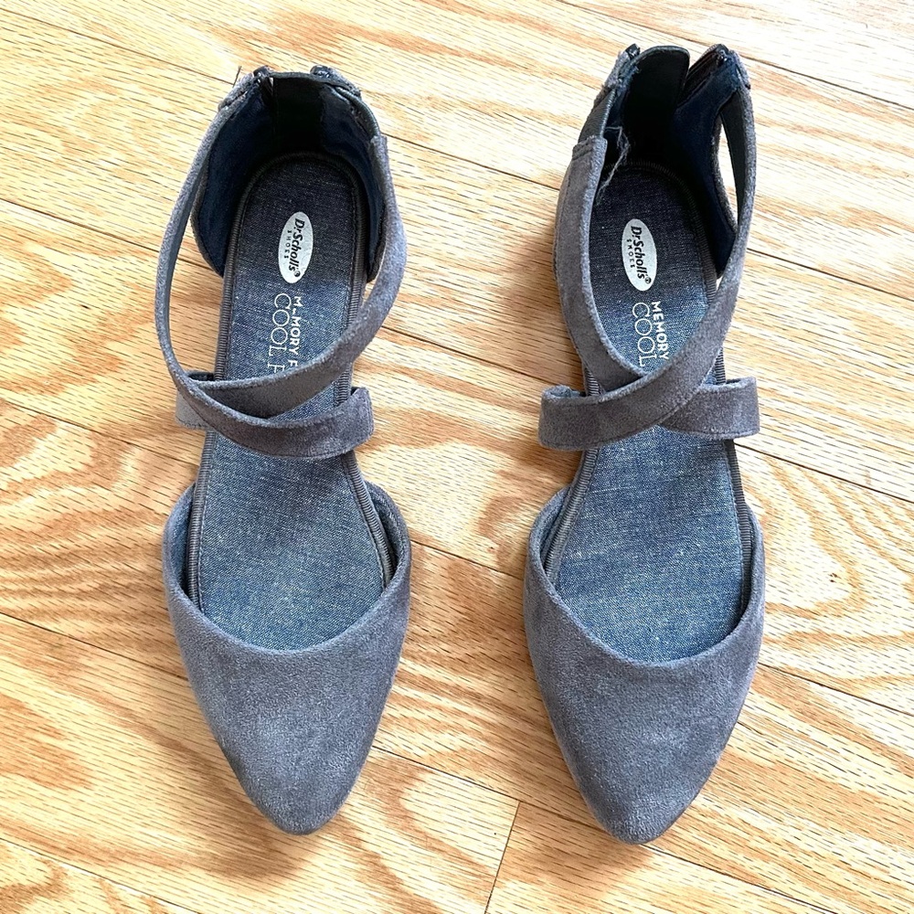 Dr. Scholl’s Memory Foam grey suede flats - Women’s 6.5/37